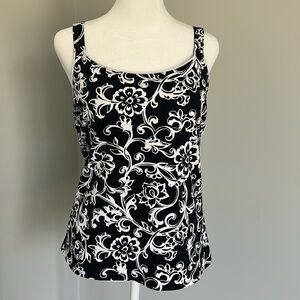 Lands’ End Tankini Swim Top Size: 8